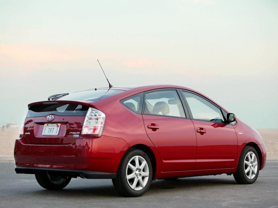  Toyota Prius Touring Edition 2007 года  (фото 15 из 22)